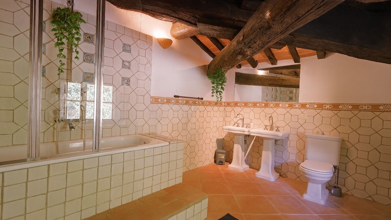 Photo of Bathroom in Pelago