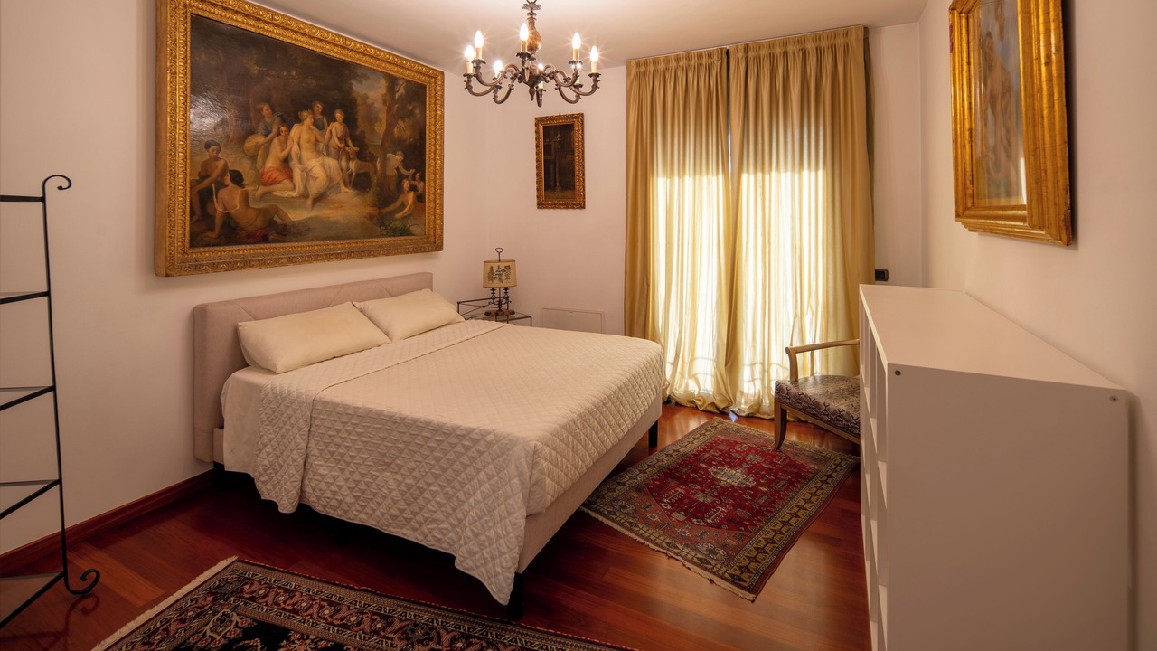 Photo of Bedroom in Alba