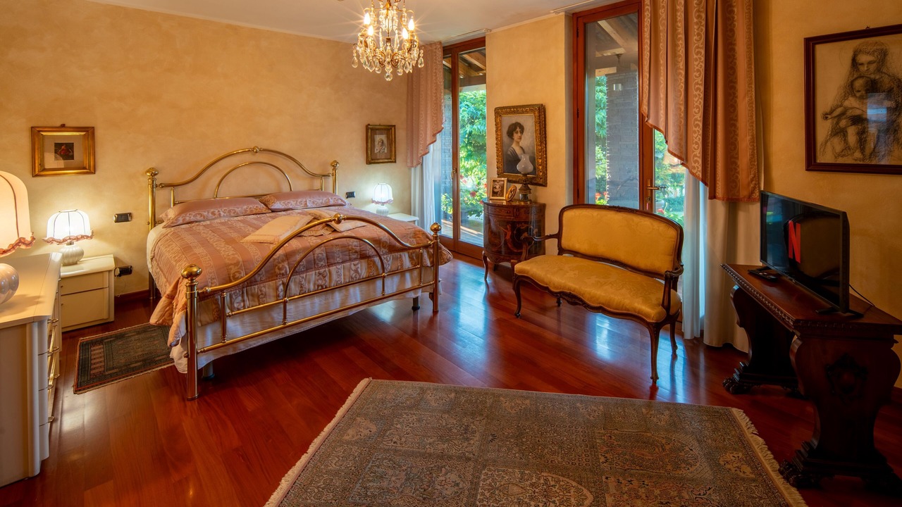 Photo of Bedroom in Alba