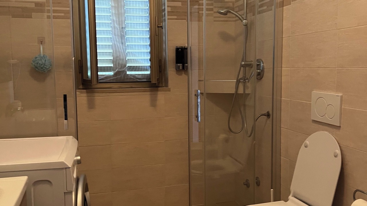 Photo of Bathroom in Tollo