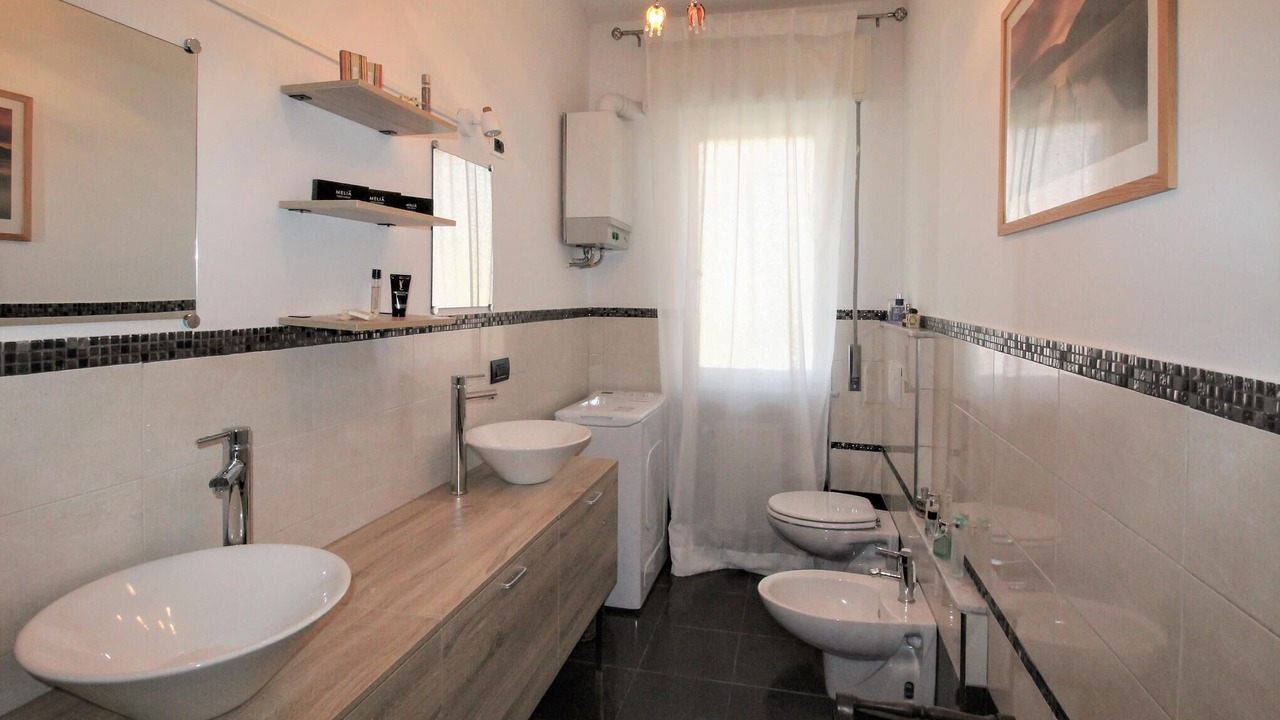 Photo of Bathroom in Montoggio
