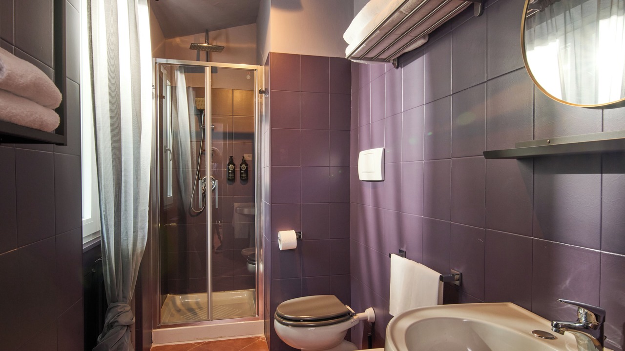 Photo of Bathroom in Barga