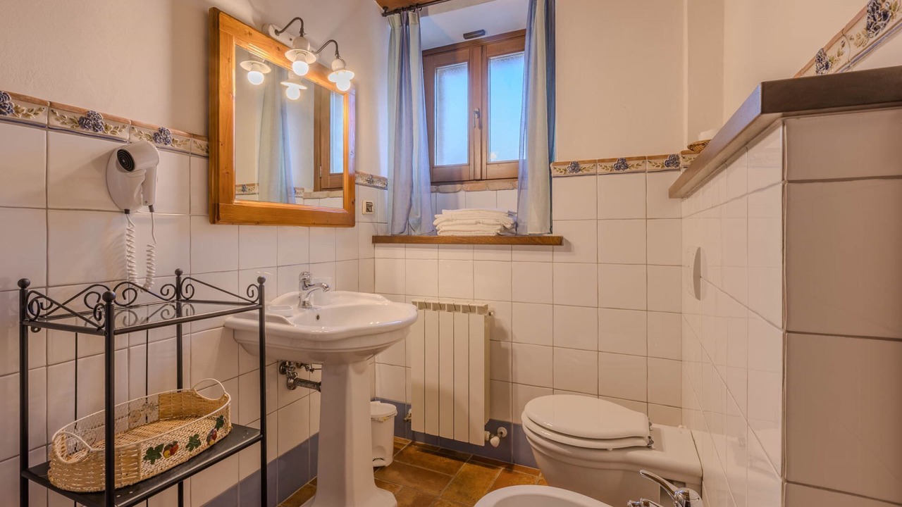 Photo of Bathroom in Corinaldo