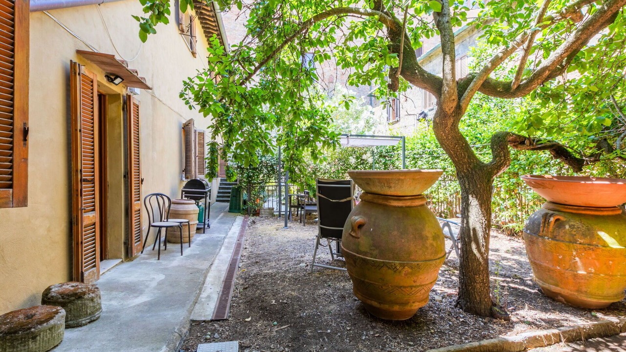 Photo of Outdoor in Volterra