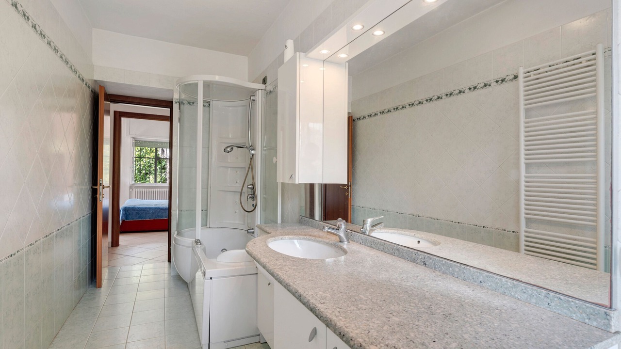 Photo of Bathroom in Nebbiuno