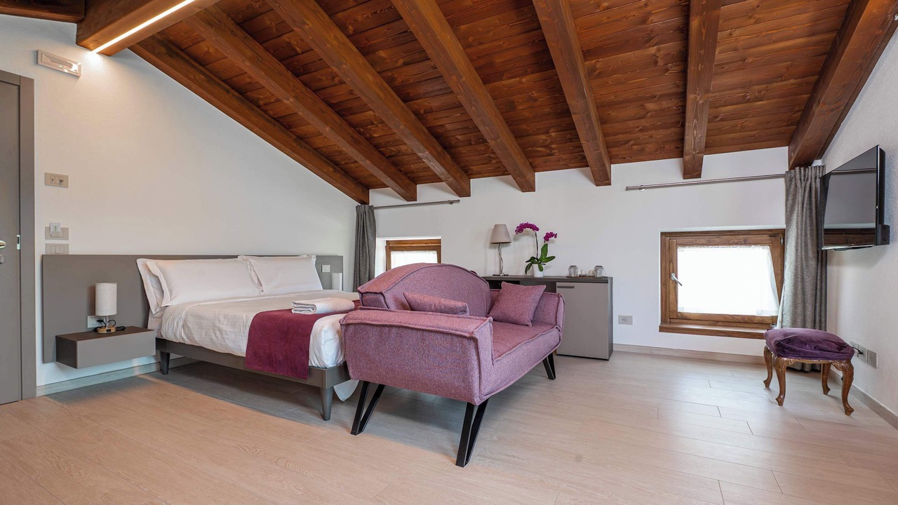 Photo of Bedroom in Valgatara