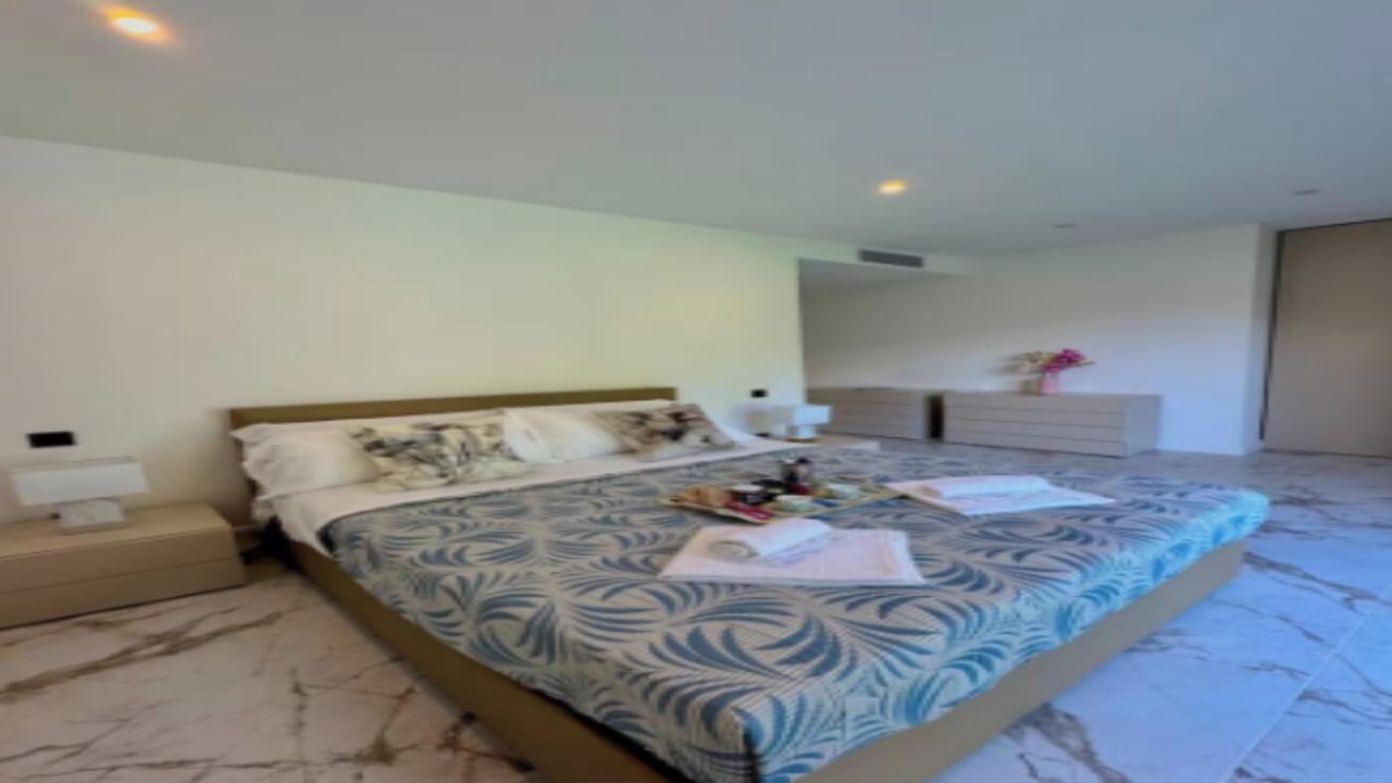 Photo of Bedroom in Menaggio