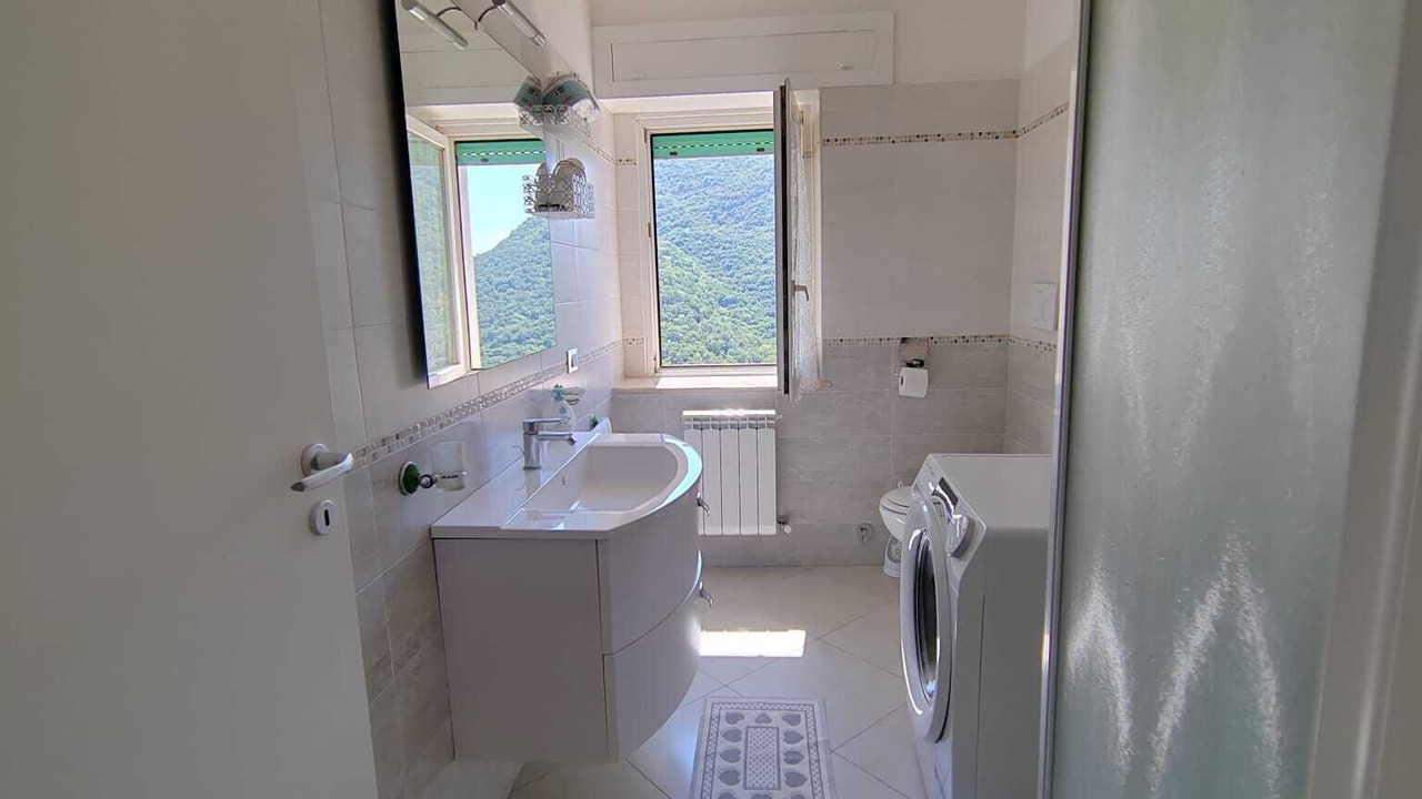 Photo of Bathroom in Poggio Bustone