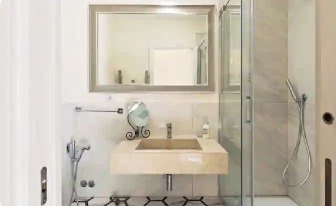 Photo of Bathroom in Quartiere XIII Aurelio