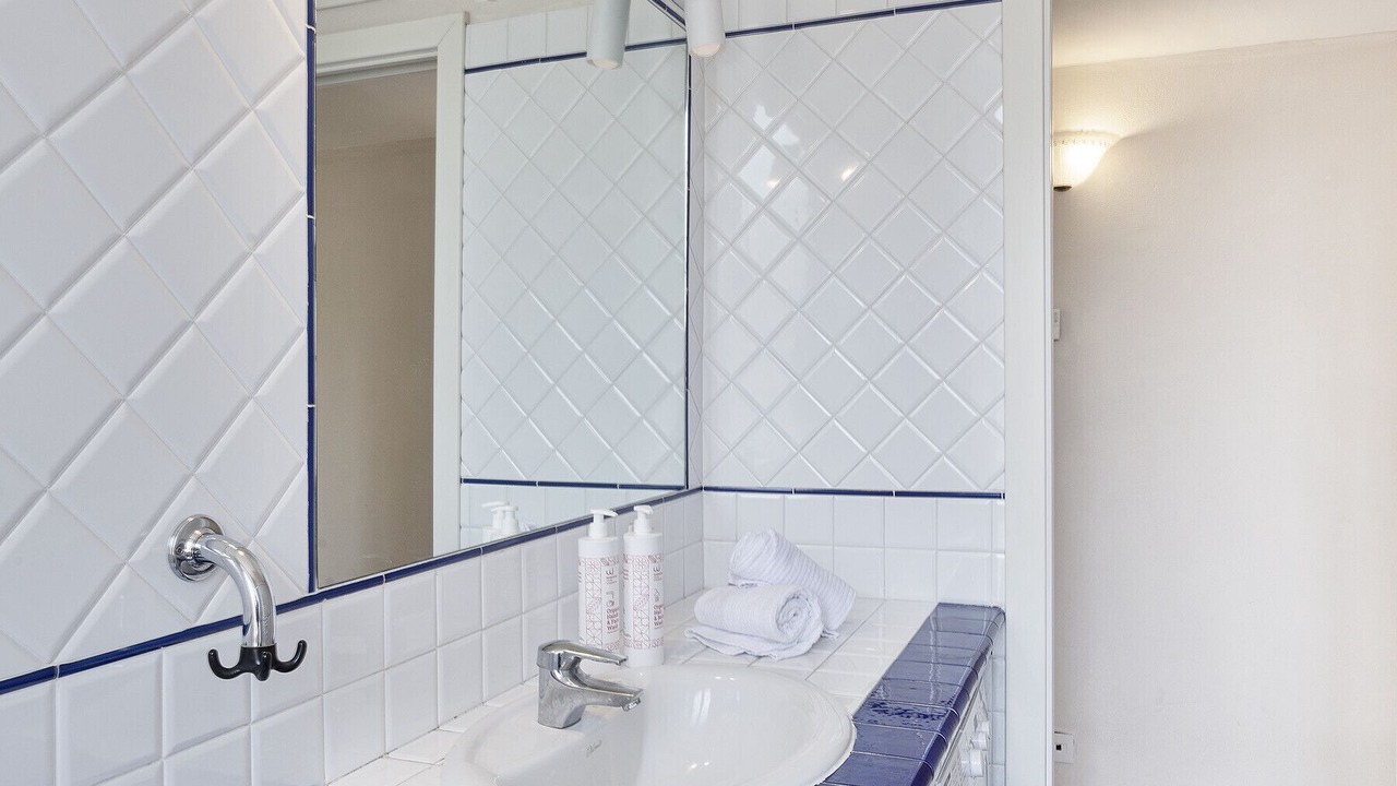Photo of Bathroom in Recco