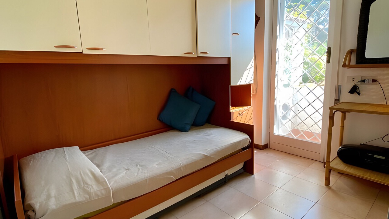 Photo of Bedroom in Latina Lido