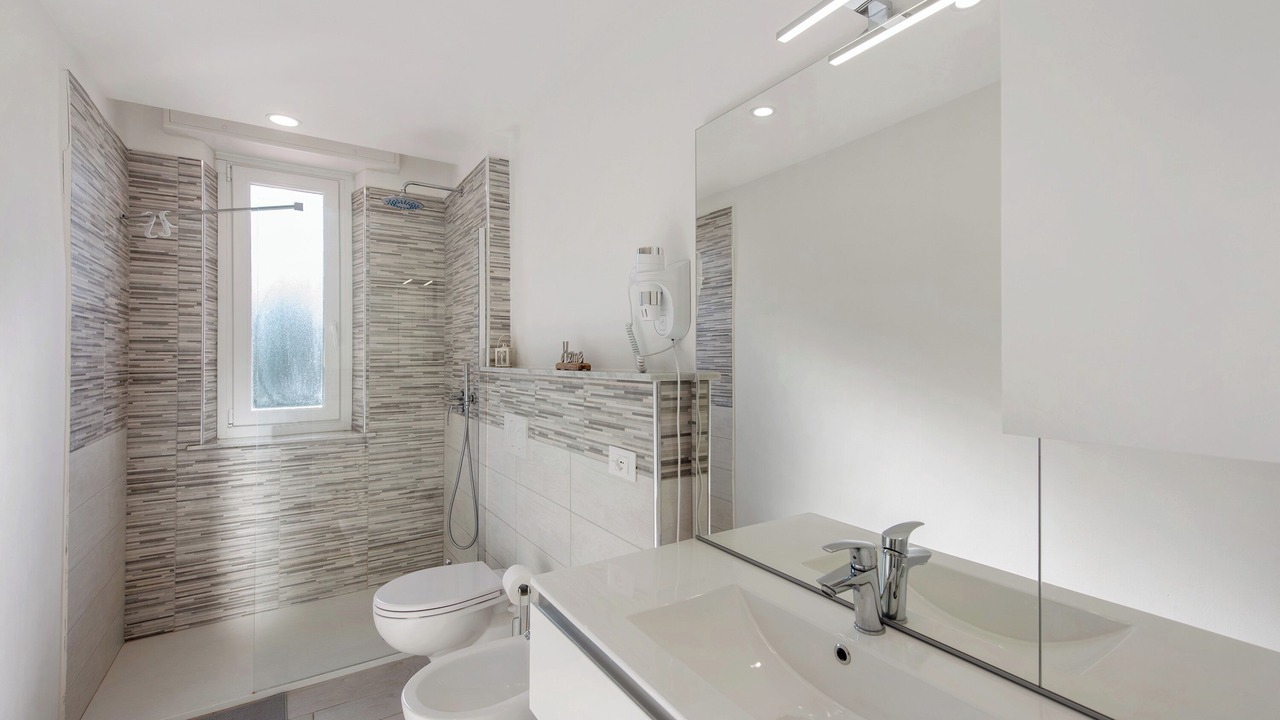 Photo of Bathroom in Voltri