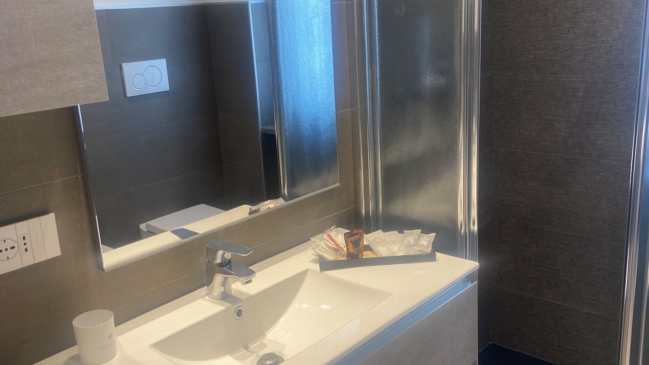 Photo of Bathroom in Pero