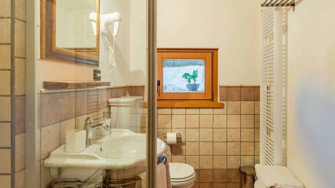 Photo of Bathroom in Coltura