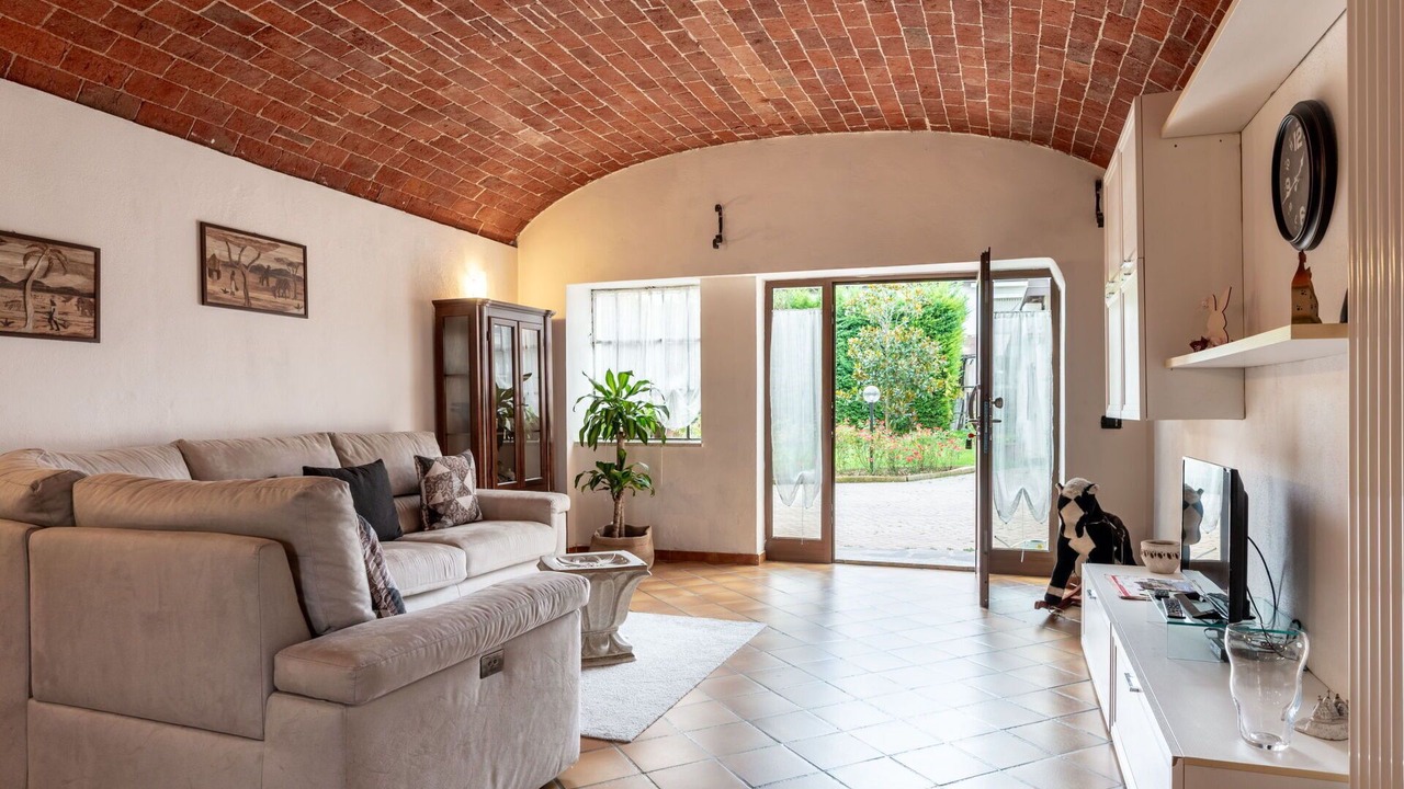 Photo of Bedroom in Castell'Alfero