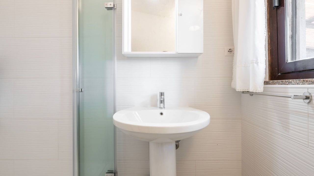 Photo of Bathroom in Nora