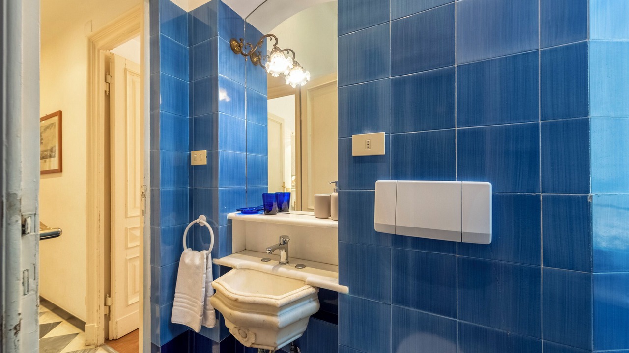 Photo of Bathroom in Carignano