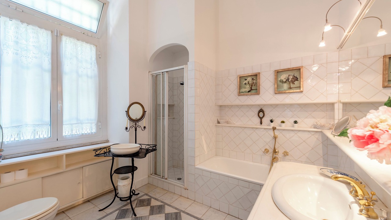 Photo of Bathroom in Carignano