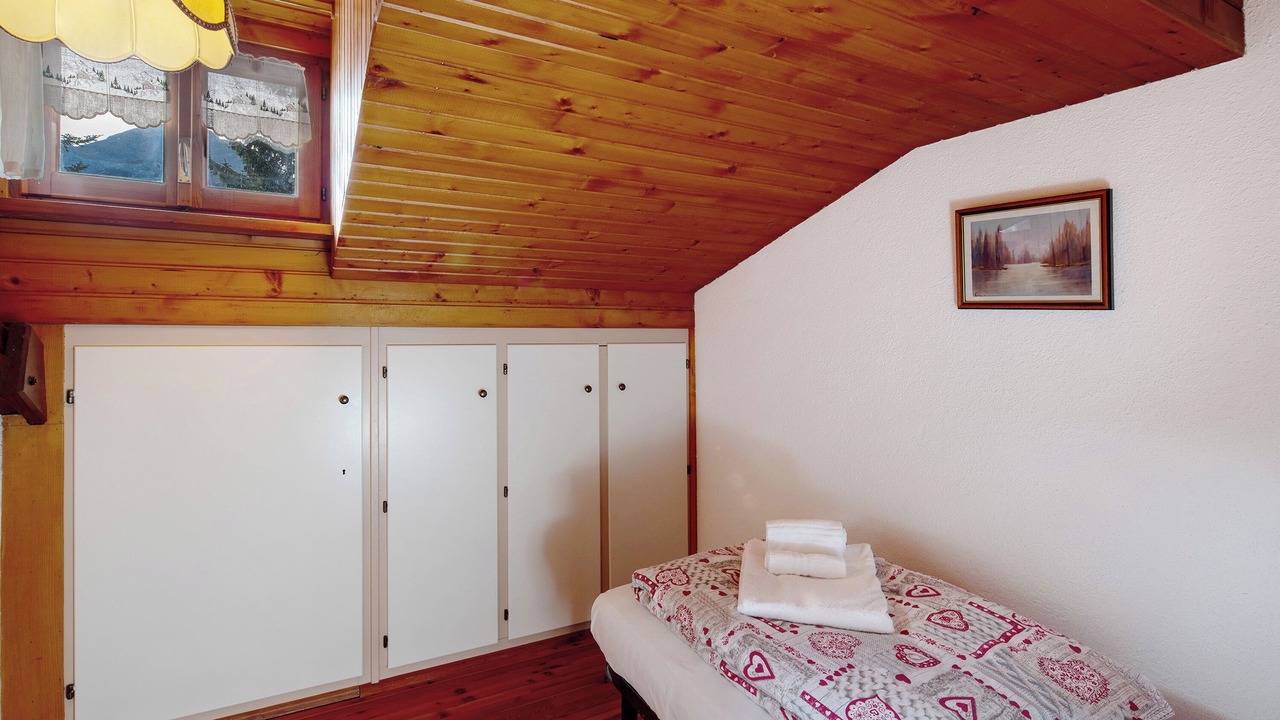 Photo of Bedroom in Caviola