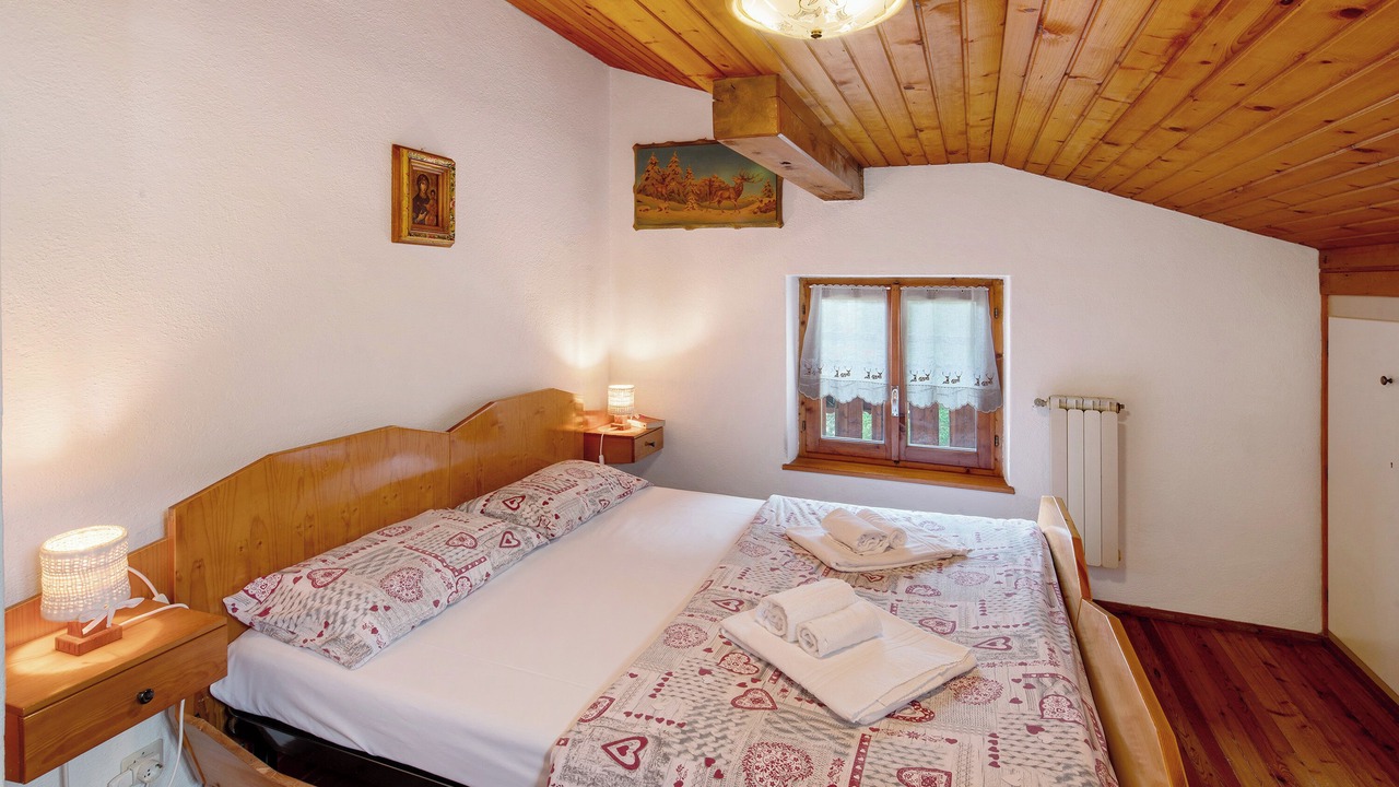 Photo of Bedroom in Caviola