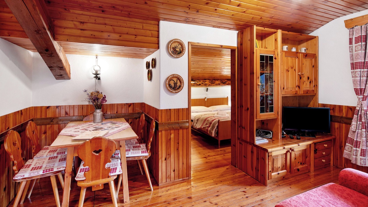 Photo of Bedroom in Caviola