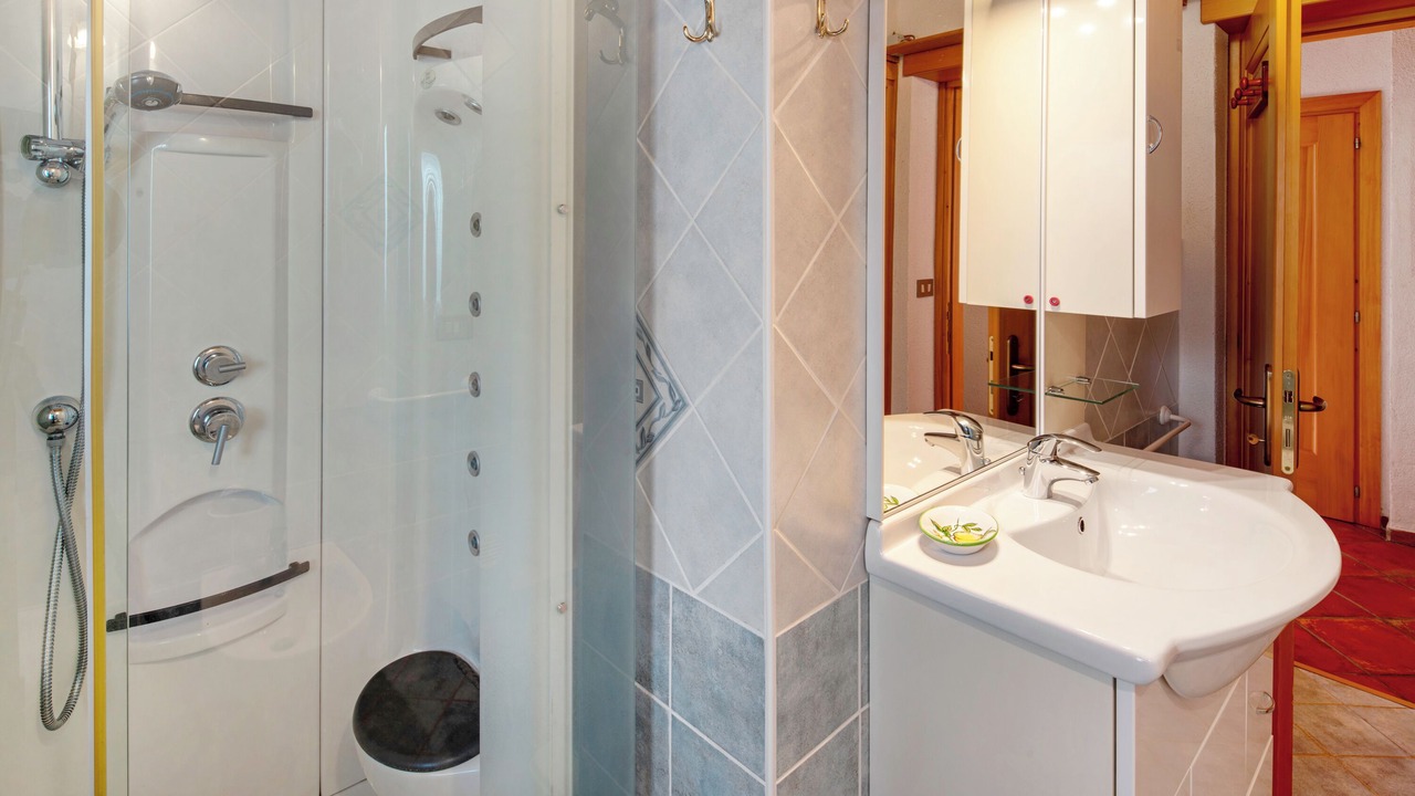 Photo of Bathroom in Caviola