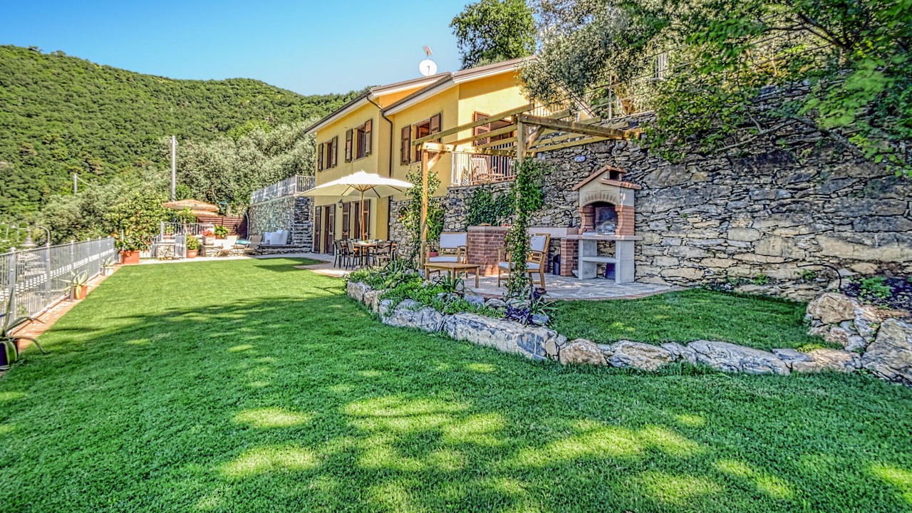 Photo of Others in Recco