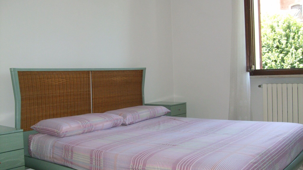 Photo of Bedroom in Leno