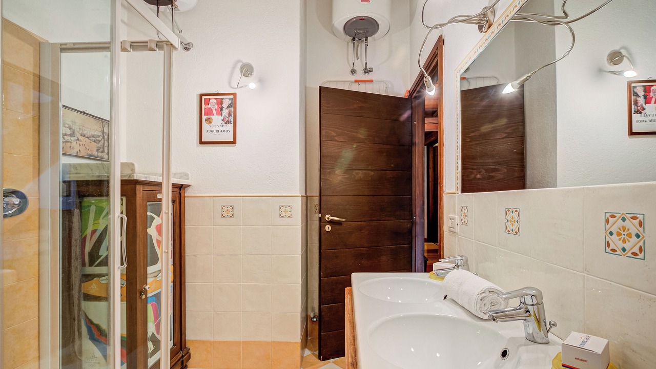 Photo of Bathroom in Grangesises