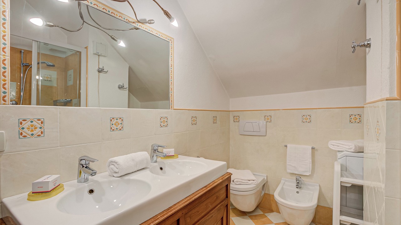 Photo of Bathroom in Grangesises