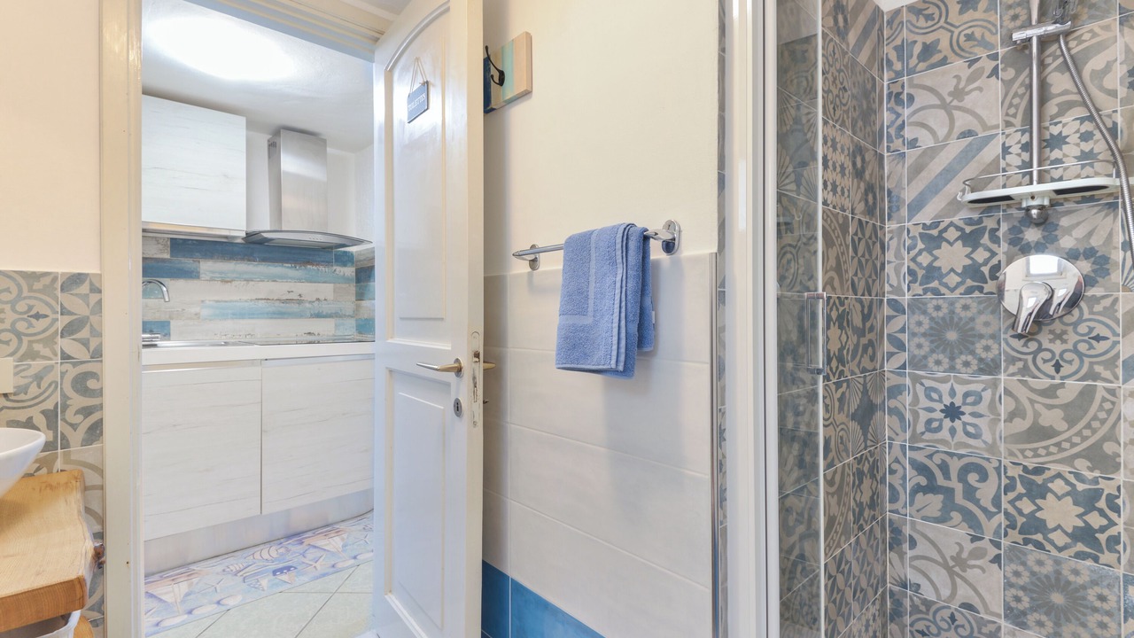 Photo of Bathroom in Mola
