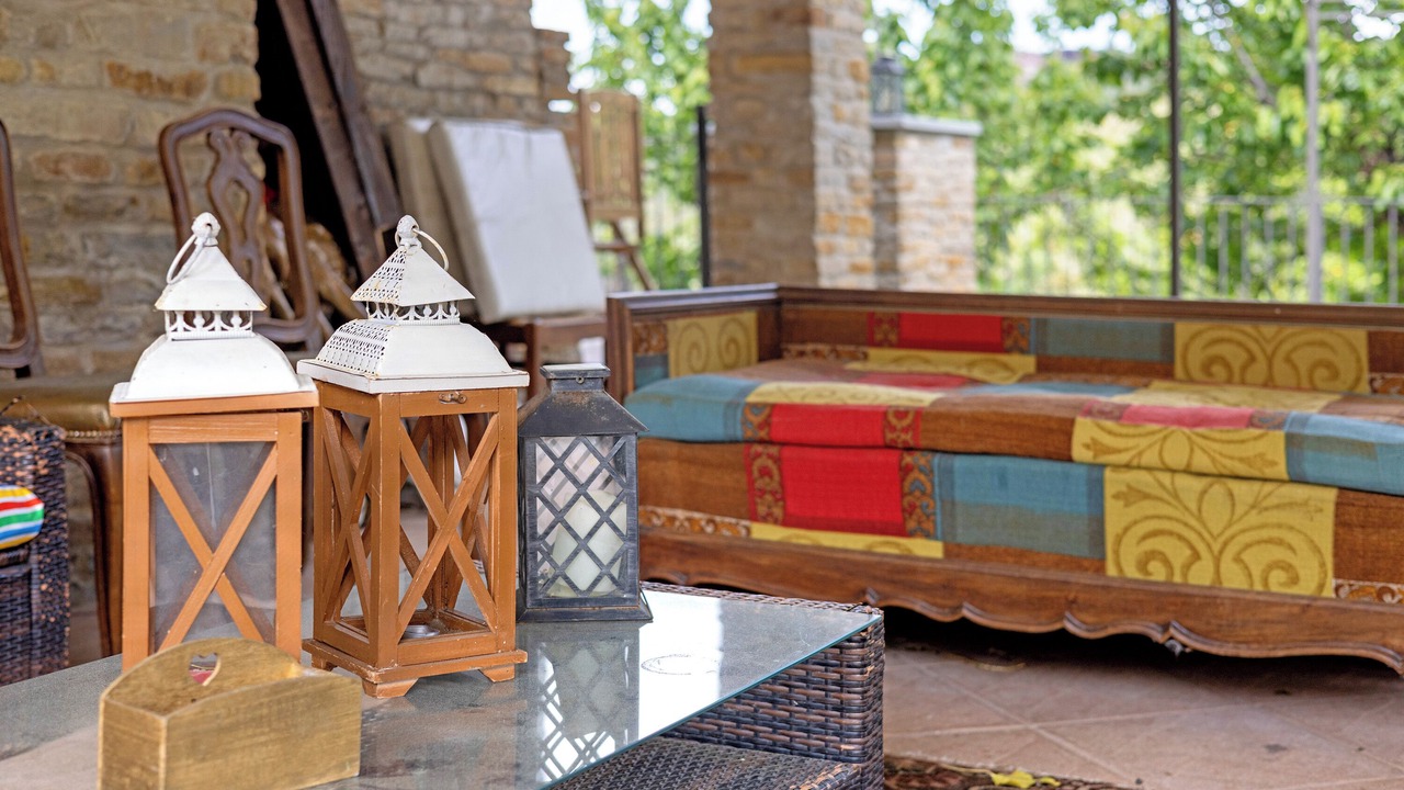 Photo of Outdoor in Mango