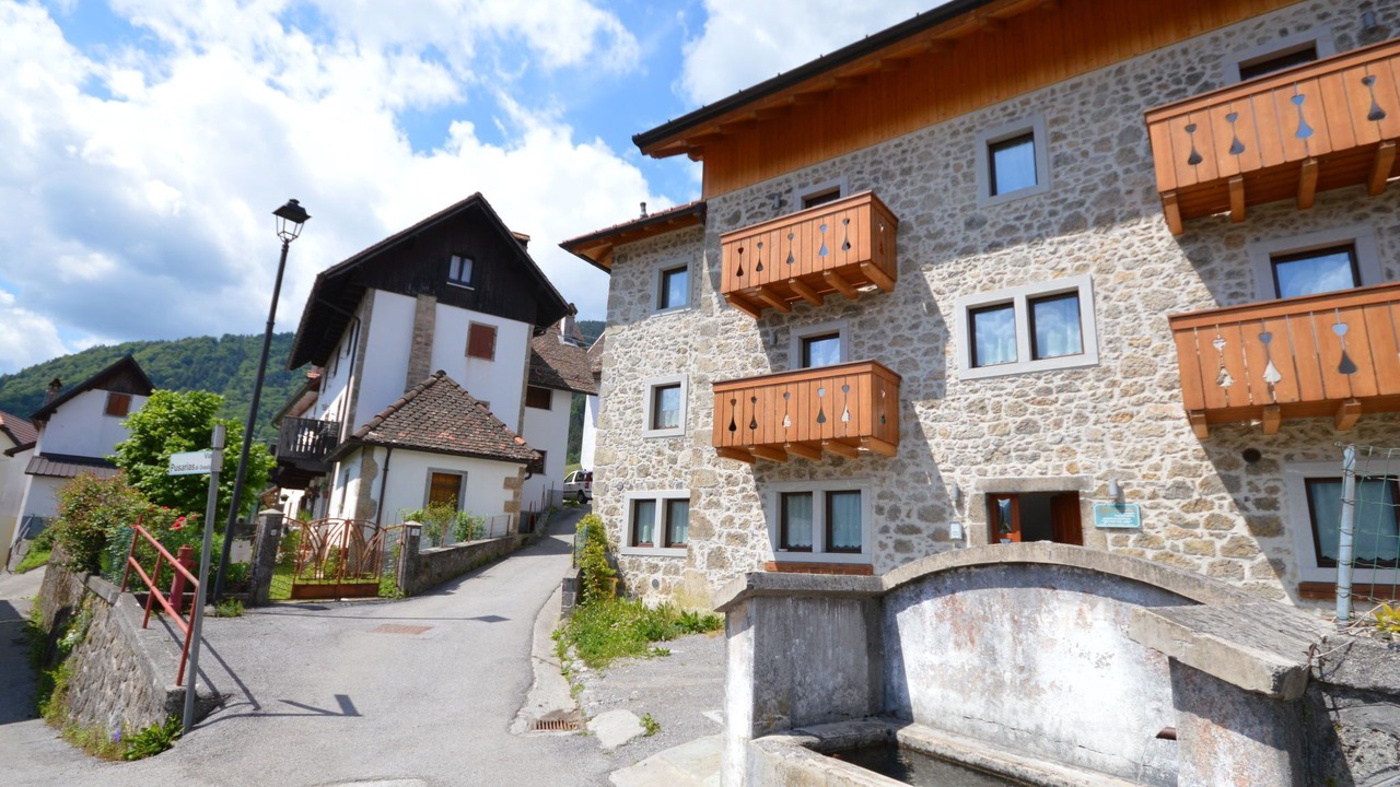 Photo of Others in Ovasta