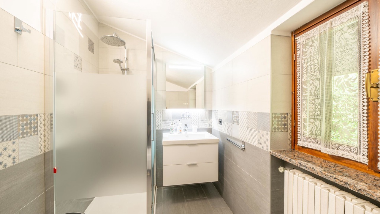 Photo of Bathroom in Castelveccana