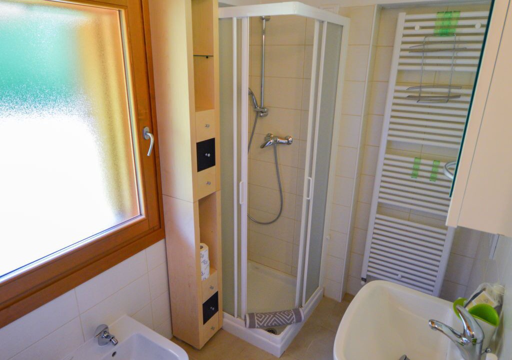 Photo of Bathroom in Ovaro