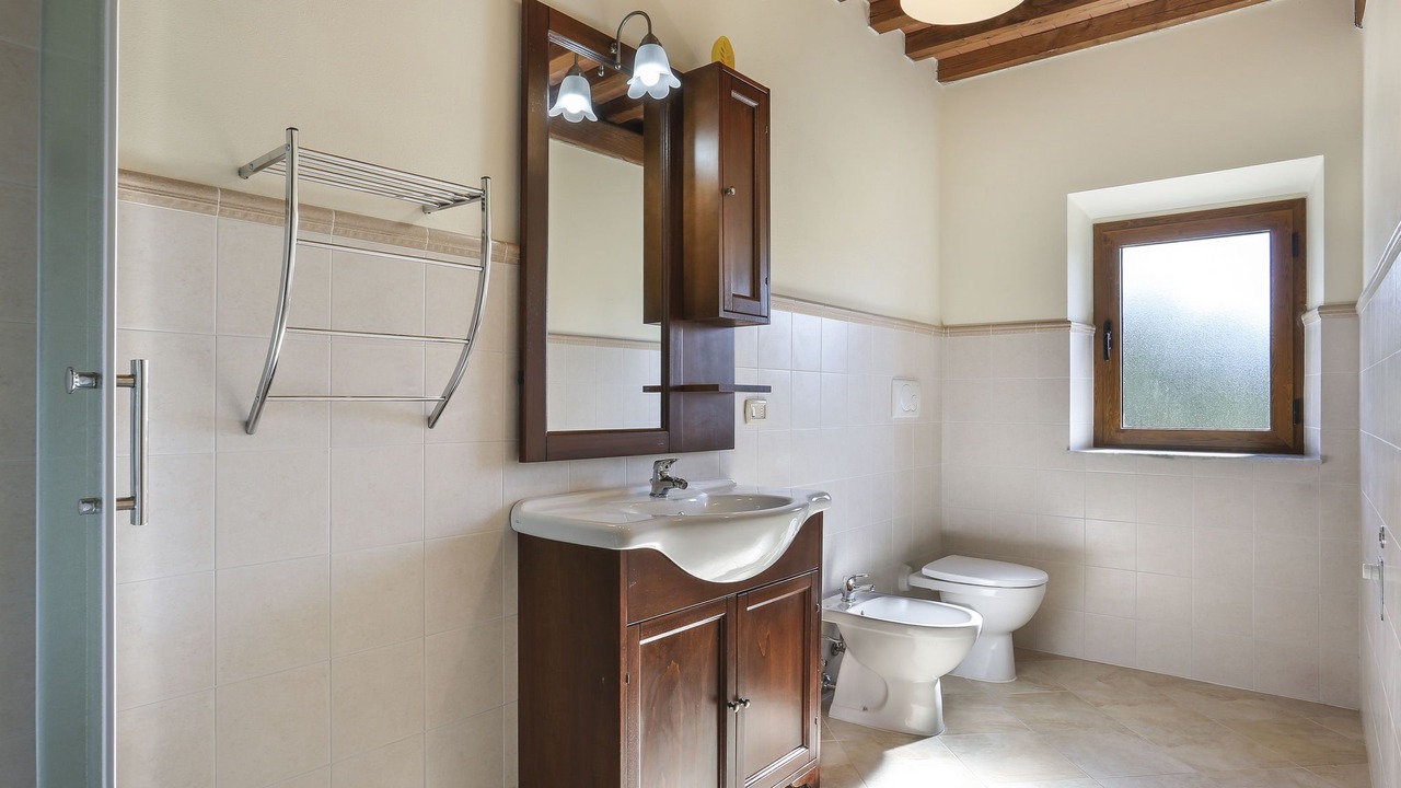 Photo of Bathroom in Villa Collemandina