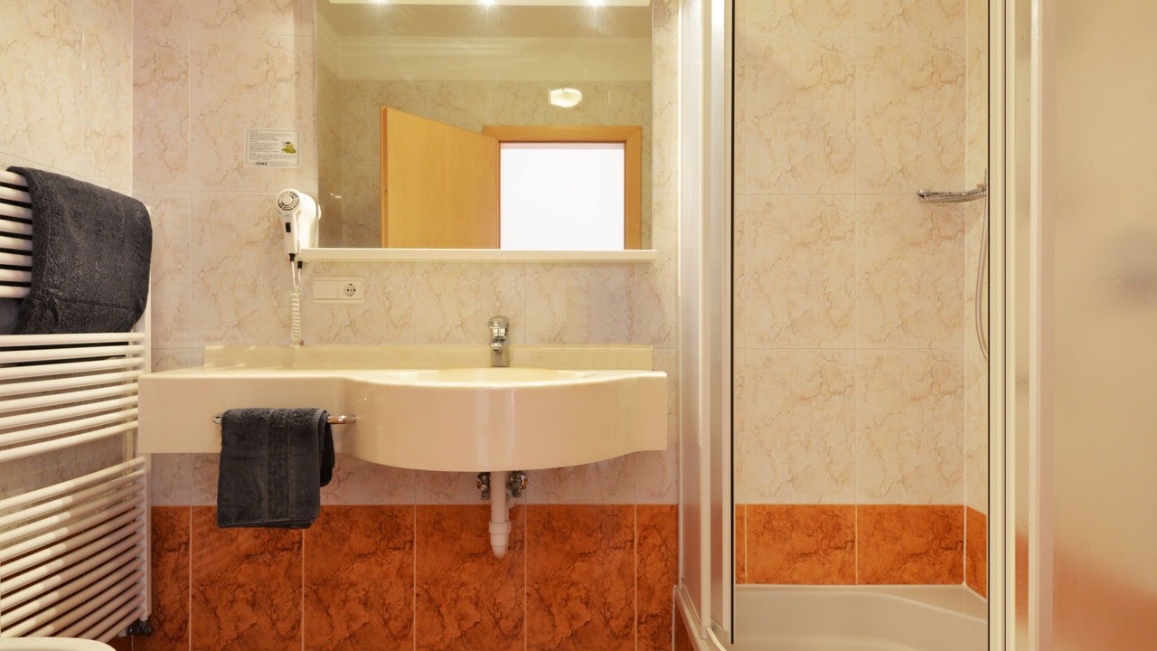 Photo of Bathroom in Albions