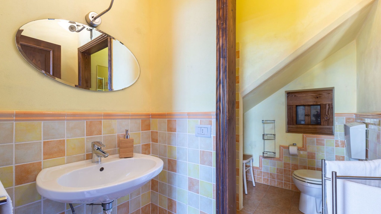 Photo of Bathroom in Montieri