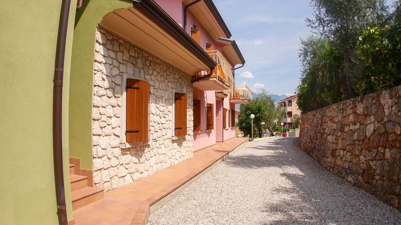 Photo of Others in Assenza