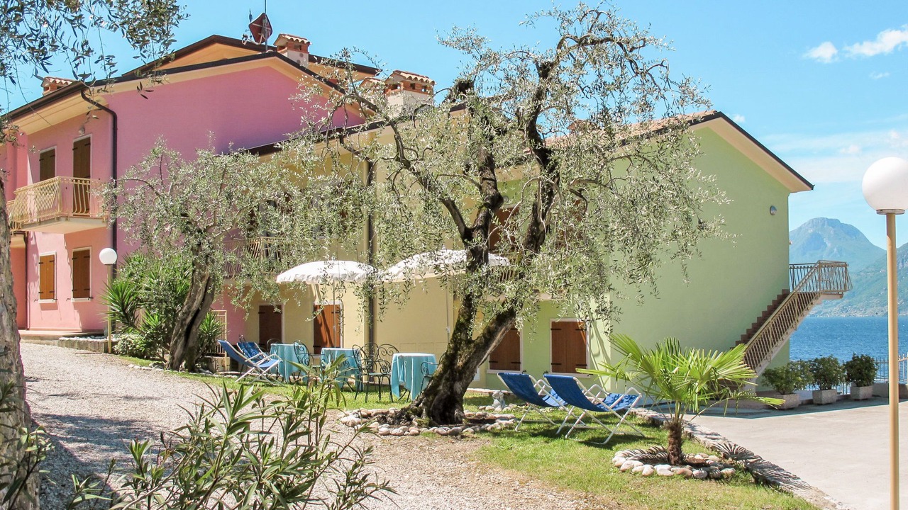 Photo of Others in Assenza