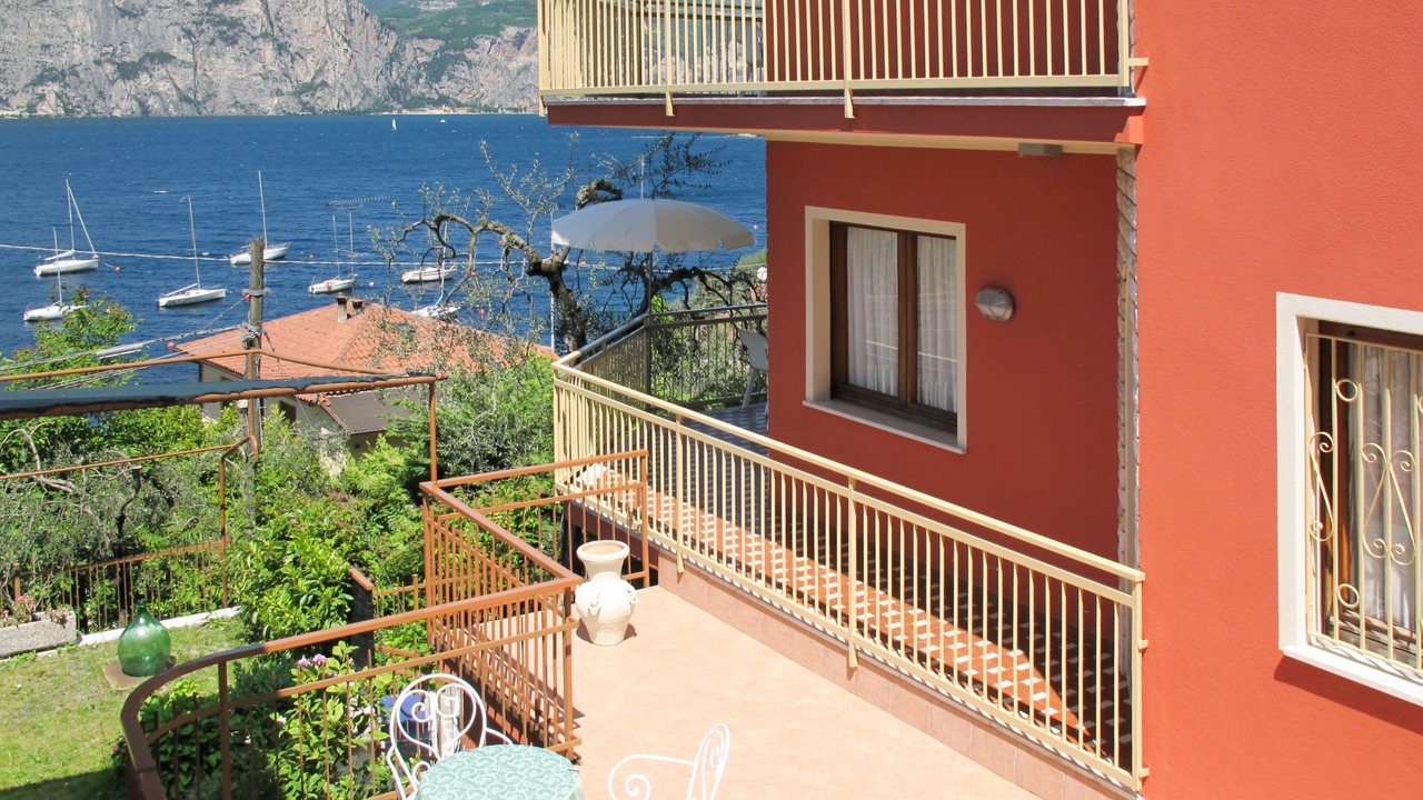 Photo of Others in Assenza