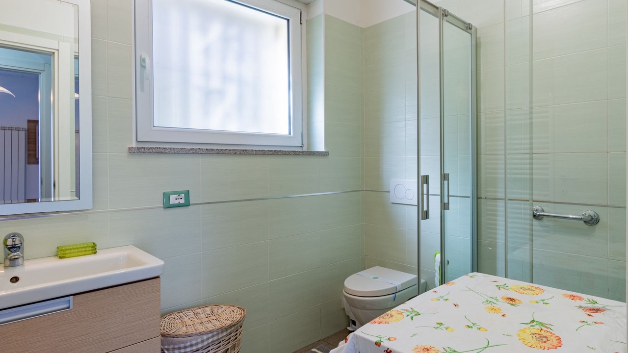 Photo of Bathroom in Piano