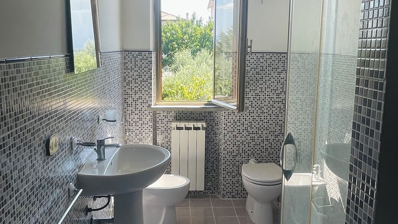 Photo of Bathroom in Montefalco