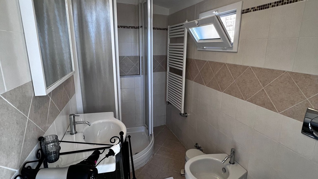 Photo of Bathroom in Levanto