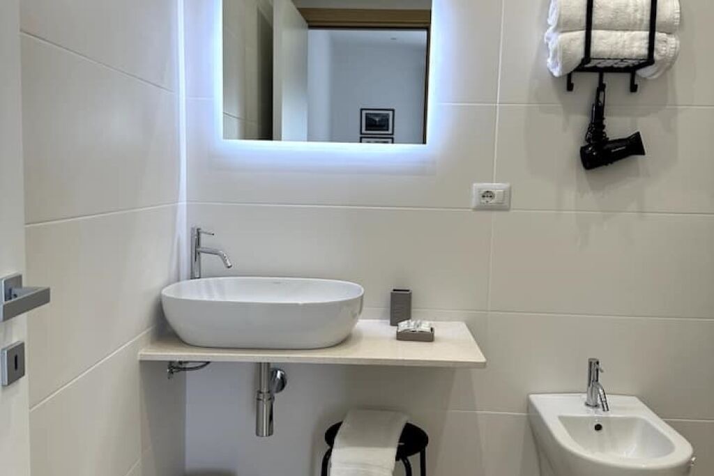 Photo of Bathroom in Caltagirone