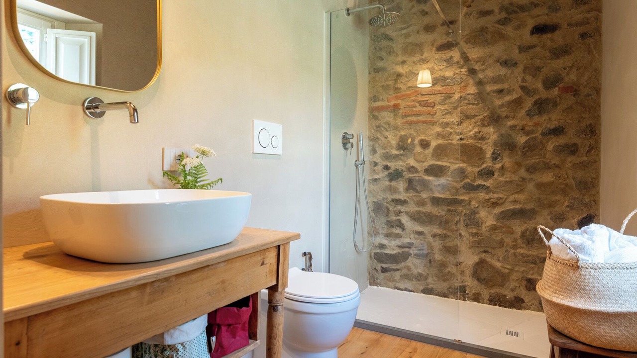 Photo of Bathroom in Macchino