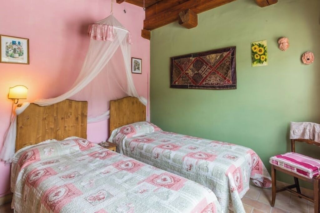 Photo of Bedroom in Mondavio