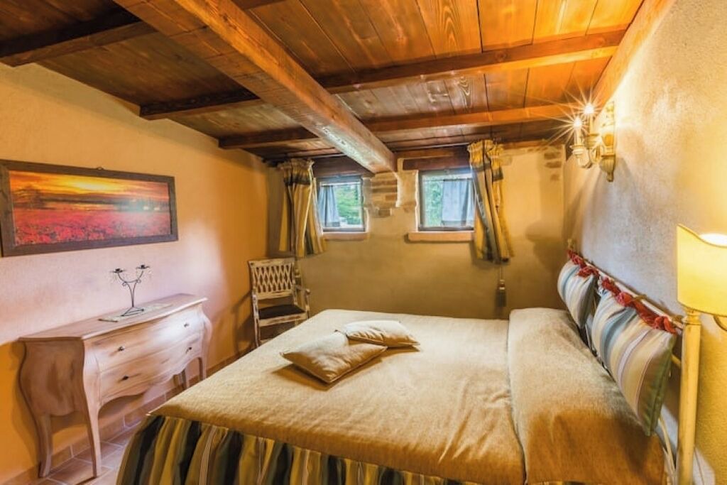 Photo of Bedroom in Mondavio