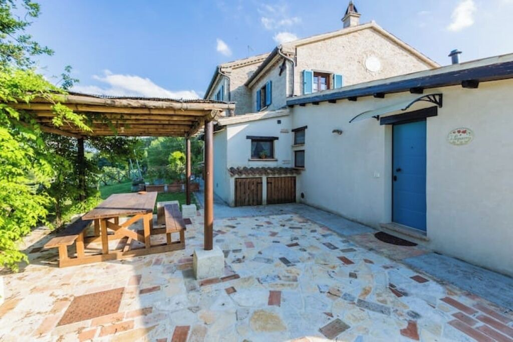 Photo of Outdoor in Mondavio