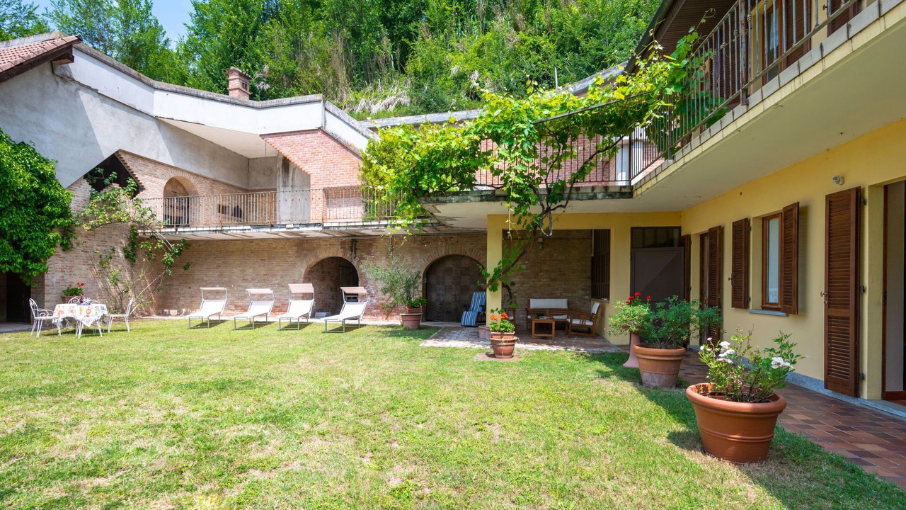Photo of Others in Cortiglione